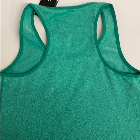NWT Kirkland Signature women’s tank top - Picture 6 of 8